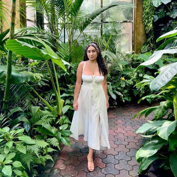 Meet your Posher - Picture 3 of 3